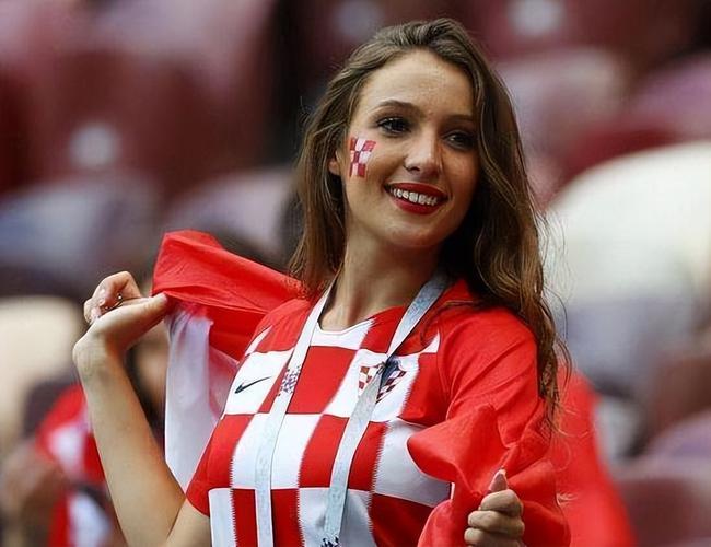 Sevilla đấu Với Juventus